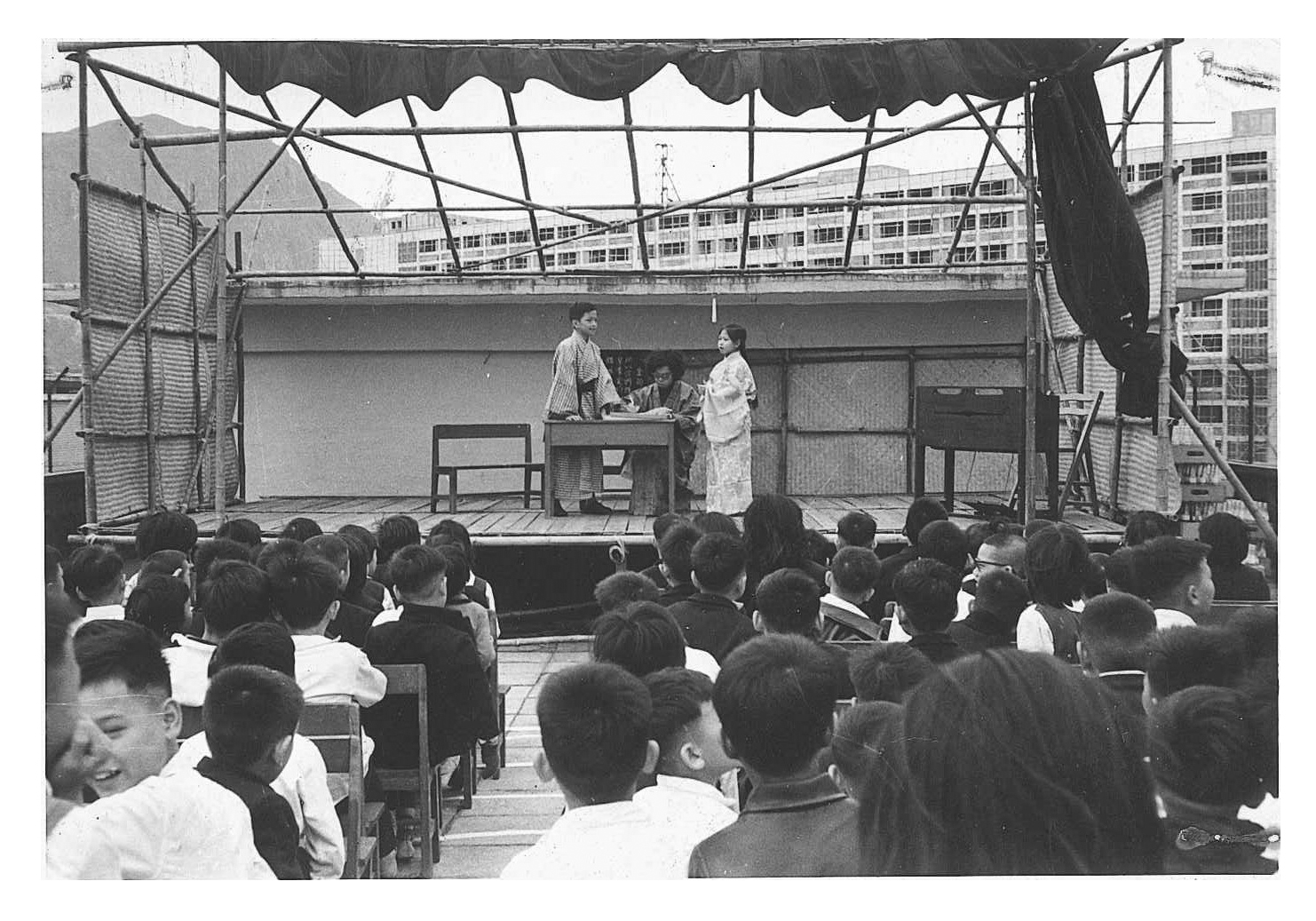 儿童布道团1965年在某天台小学作戏剧布道
